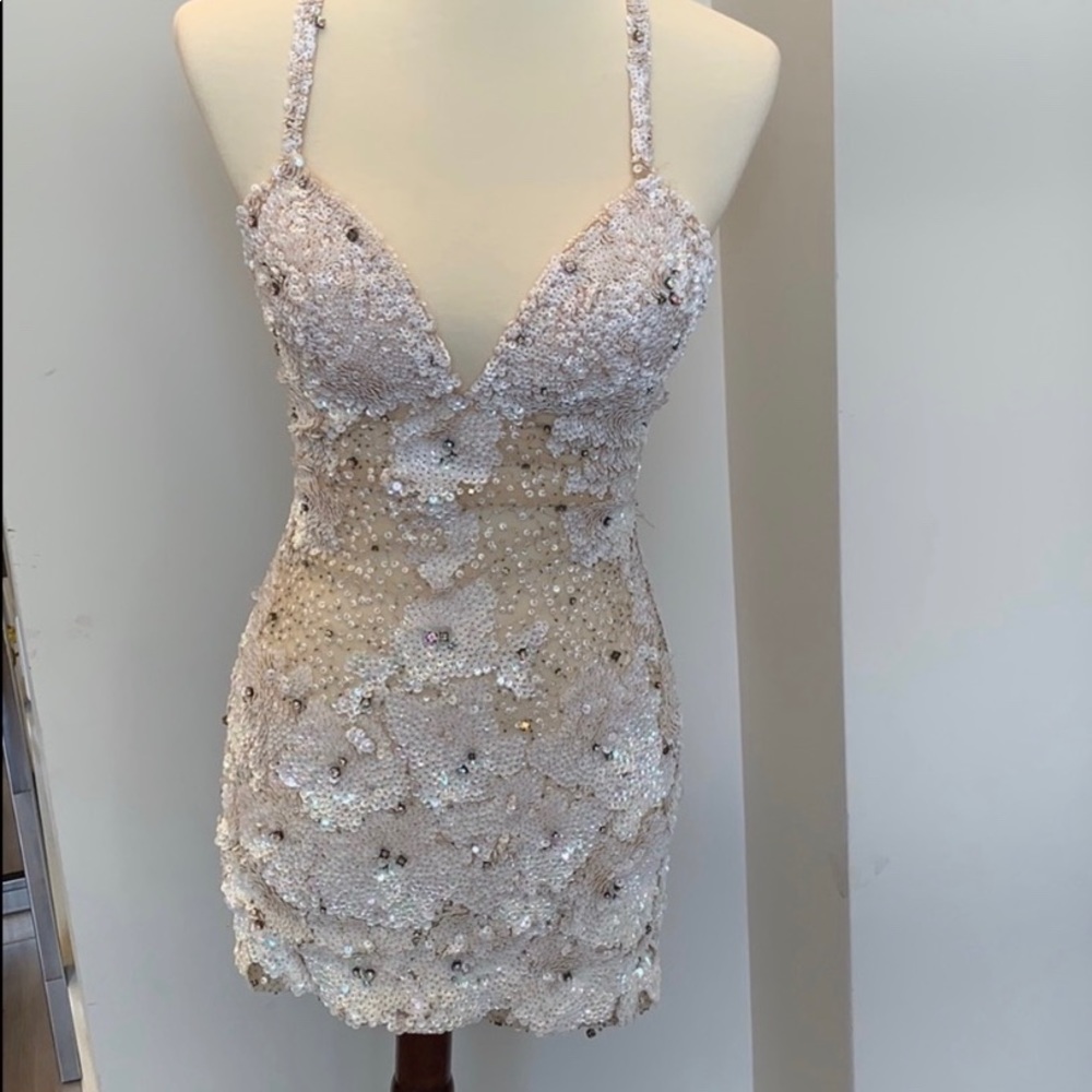 Jovani stunning sequins mini dress